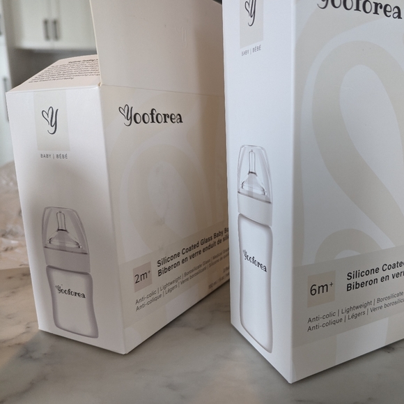 BNIB 4 glass baby bottles, silicone coated - Picture 7 of 7